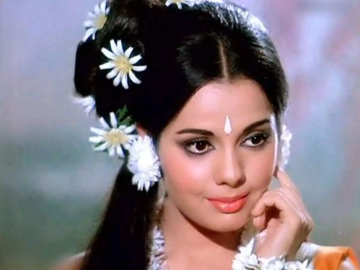 70s Bollywood Diva